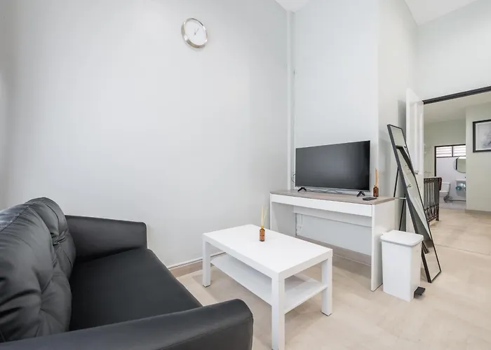 Apartment Arun Sa Wad House Lad Phrao 5beds Netflix Youtube Bangkok