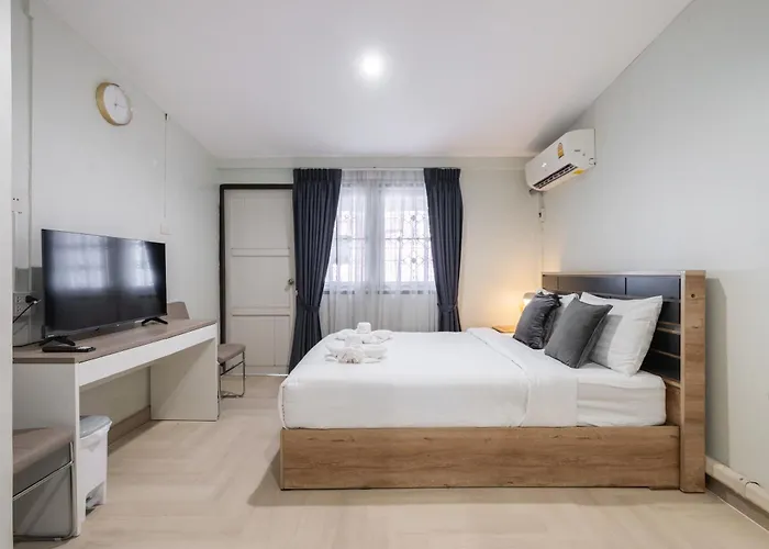 Arun Sa Wad House Lad Phrao 5beds Netflix Youtube Apartment