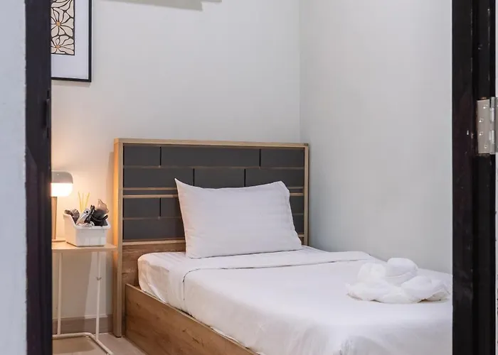 Arun Sa Wad House Lad Phrao 5beds Netflix Youtube Bangkok