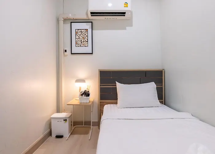 Arun Sa Wad House Lad Phrao 5beds Netflix Youtube Apartment Bangkok