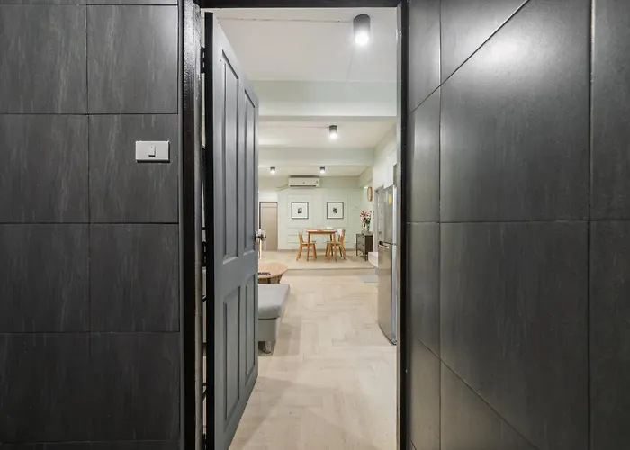 Arun Sa Wad House Lad Phrao 5beds Netflix Youtube Apartment