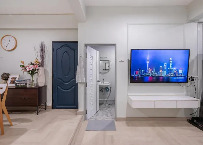 Arun Sa Wad House Lad Phrao 5beds Netflix Youtube Apartment
